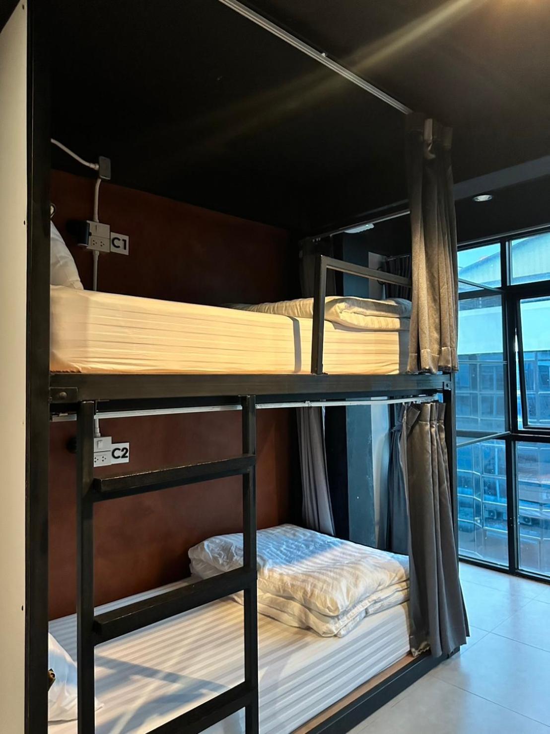 New Warm Light Hostel Chiang Mai Luaran gambar