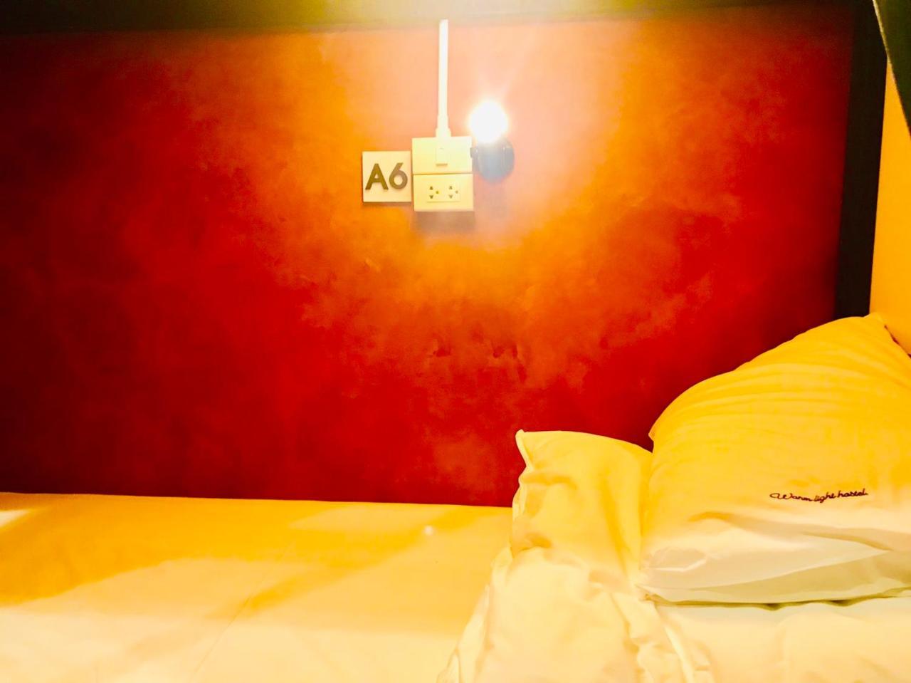 New Warm Light Hostel Chiang Mai Luaran gambar