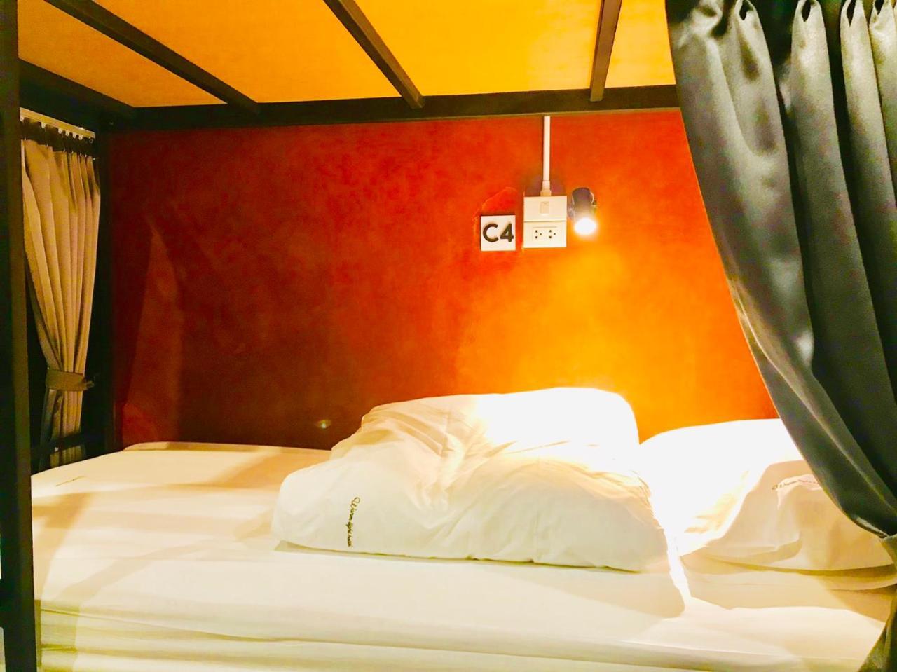 New Warm Light Hostel Chiang Mai Luaran gambar